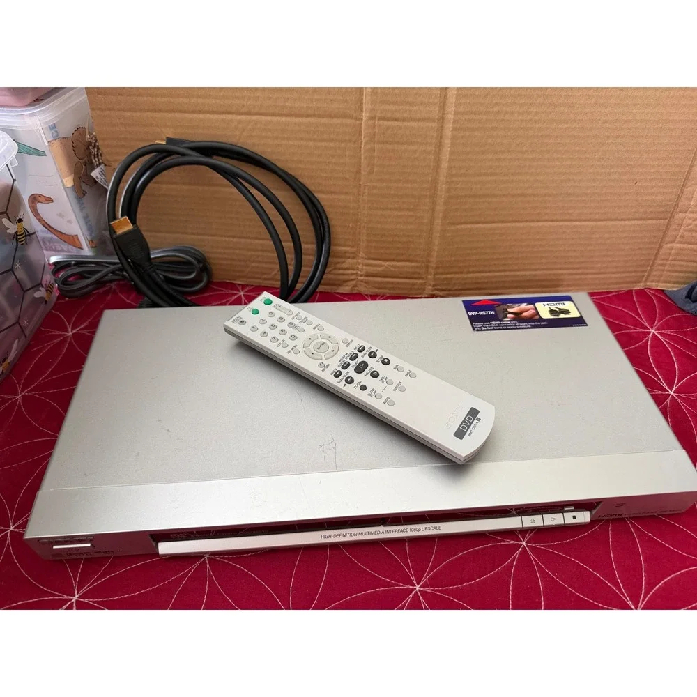 Sony DVP-NS77H DVD Player 1080p Upscaling HDMI Silver with Remote RMT-D175A